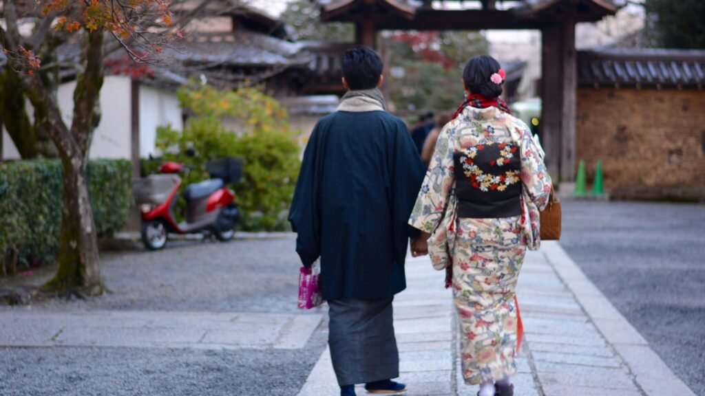 Why Japanese Walking Is Becoming a Popular Fitness Trend
